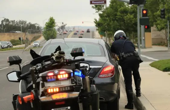 Irvine Police Officer making traffic stop 2