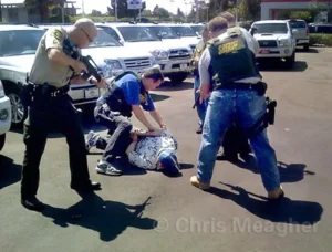 Sheriff's Deputies making robbery arrest at Sizzler in Goleta